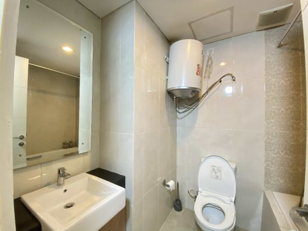 Sewa apartemen orange county cikarang