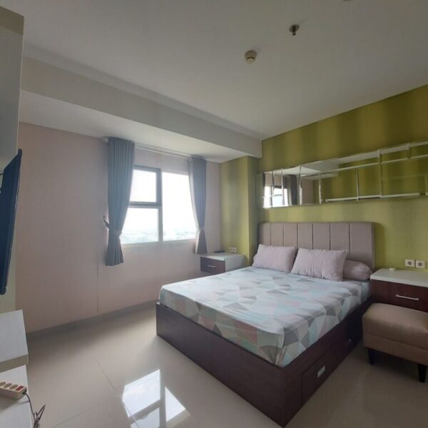 Disewakan Apartemen The Suites Trivium 1br Nyaman dan Bagus di Lippo Cikarang