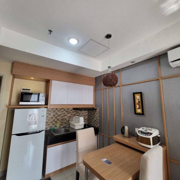 Disewakan apartemen trivium 1br the suites bagus dan nyaman
