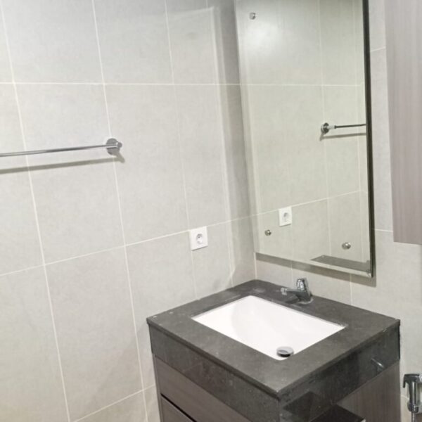 Disewakan apartemen orange county 1br bagus dan nyaman ada balcony