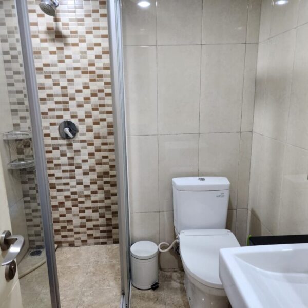 Disewakan Apartemen South 3br Full Furnish Dekat Papaya Lokasi Strategis