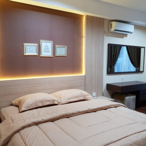 Apartemen Trivium North – 3 Kamar Tidur, Hadap Danau, Siap Huni